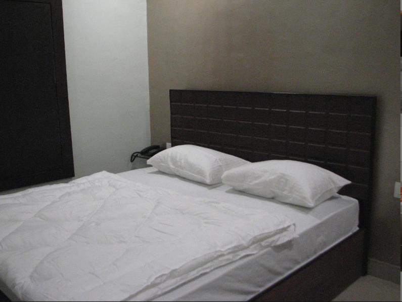 Hotel Confirm Inn Kota Kota  Εξωτερικό φωτογραφία